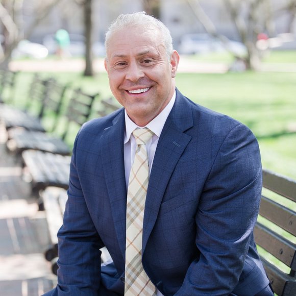 Meet your Posher, Darren - Picture 1 of 3